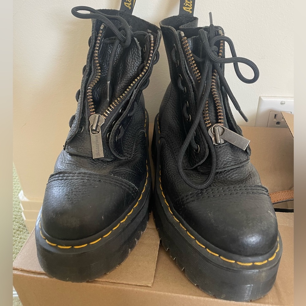 Dr. Marten Sinclair Boot